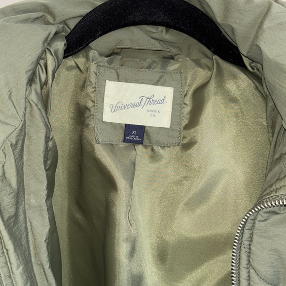 EUC Green winter jacket size XL - Picture 4 of 7